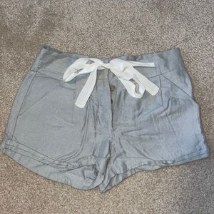 Aritzia Wilfred shorts